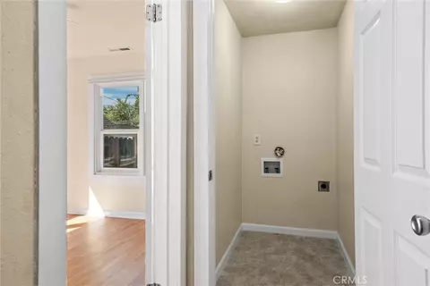 Entry Way - 139 S Murdock Ave, Willows, CA 95988 photo 2 of 2