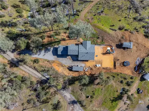 View/Area - 14091 Highview Trl, Redding, CA 96003 photo 1 of 10