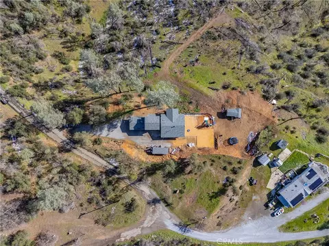 View/Area - 14091 Highview Trl, Redding, CA 96003 photo 6 of 10