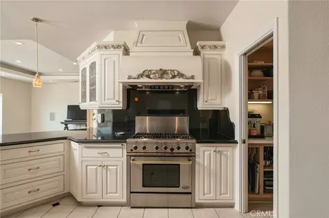 Kitchen - 14898 Eagle Ridge Dr, Forest Ranch, CA 95942 photo 1 of 4
