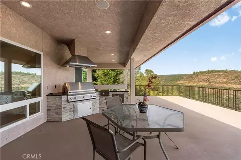 Exterior - 14898 Eagle Ridge Dr, Forest Ranch, CA 95942 photo 2 of 18