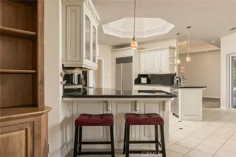 Kitchen - 14898 Eagle Ridge Dr, Forest Ranch, CA 95942 photo 2 of 4