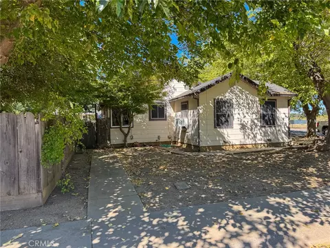 Exterior - 117 Sierra St, Willows, CA 95988 photo 3 of 7
