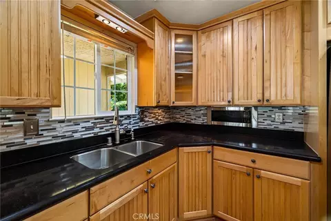 Kitchen - 484 Cimarron, Chico, CA 95973 photo 3 of 3
