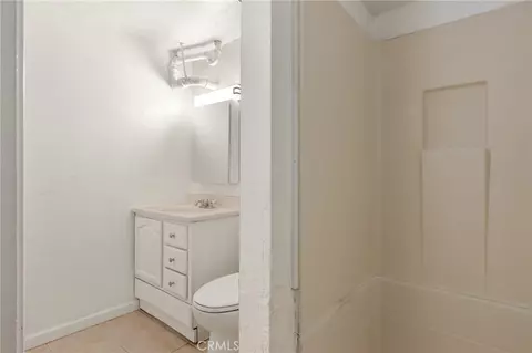 Bath - 272 E 4th E Ave, Chico, CA 95926 photo 1 of 2