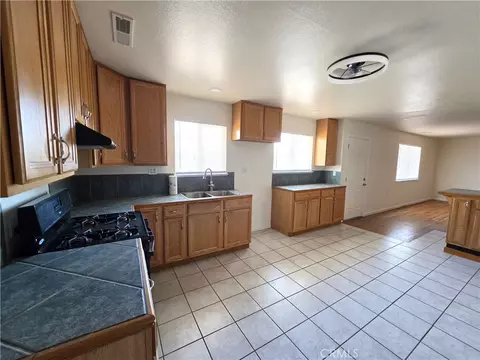 Kitchen - 22 E Swift St, Orland, CA 95963 photo 2 of 3