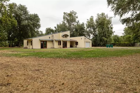 Exterior - 904 W 12th Ave, Chico, CA 95926 photo 10 of 12