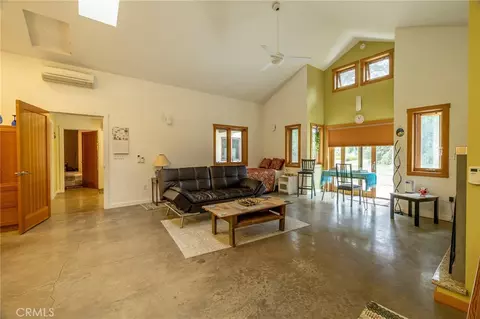 Living - 904 W 12th Ave, Chico, CA 95926 photo 1 of 2