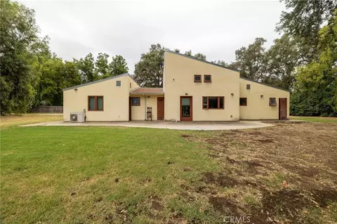 Exterior - 904 W 12th Ave, Chico, CA 95926 photo 6 of 12