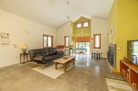 Living - 904 W 12th Ave, Chico, CA 95926 photo 2 of 2