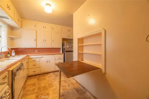 Kitchen - 910 W 12th Ave, Chico, CA 95926 photo 3 of 3