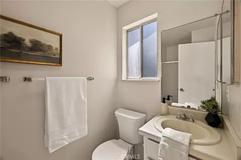 Bath - 2739 Ceres, Chico, CA 95973 photo 1 of 8