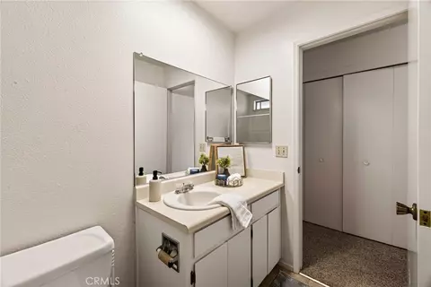 Bath - 2739 Ceres, Chico, CA 95973 photo 7 of 8