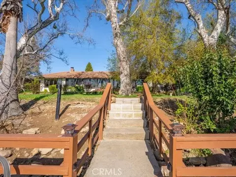 Exterior - 195 Howell Ave, Red Bluff, CA 96080 photo 3 of 8