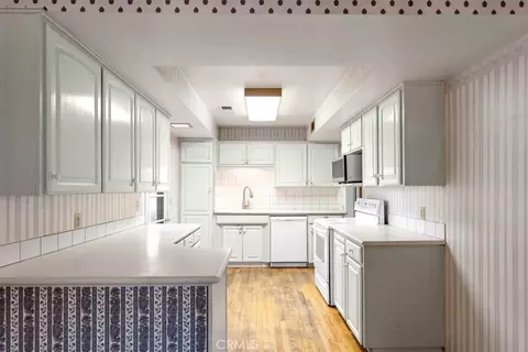 Kitchen - 330 Belle Mill Rd, Red Bluff, CA 96080 photo 5 of 5