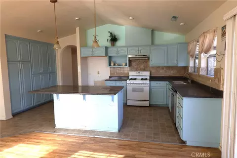 Kitchen - 1850 Colusa, Corning, CA 96021 photo 10 of 10