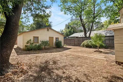 Exterior - 1926 Broadway, Chico, CA 95928 photo 5 of 11