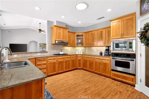 Kitchen - 1539 Gold Hills Dr, Redding, CA 96003 photo 2 of 5