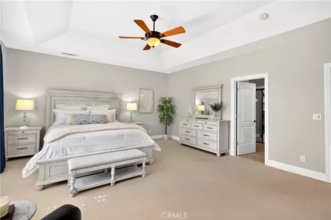 Bedroom - 1539 Gold Hills Dr, Redding, CA 96003 photo 2 of 4