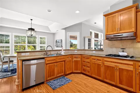 Kitchen - 1539 Gold Hills Dr, Redding, CA 96003 photo 3 of 5