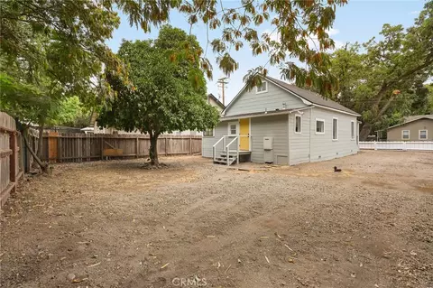 Exterior - 1406 W 7th, Chico, CA 95928 photo 6 of 9