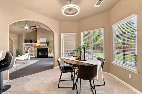 Dining - 4120 Keefer, Chico, CA 95973 photo 2 of 3