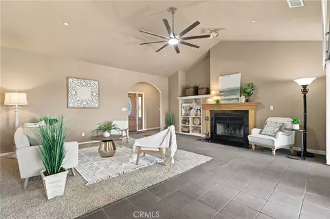 Living - 4120 Keefer, Chico, CA 95973 photo 1 of 6