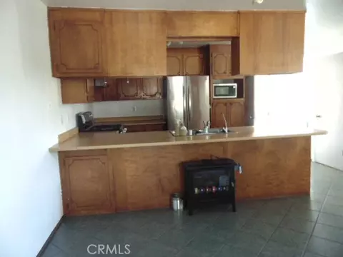 Kitchen - 102 Santa Maria, Gerber, CA 96035 photo 2 of 2