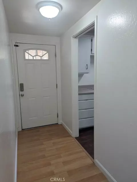 Entry Way - 613 S Murdock, Willows, CA 95988 photo 1 of 3