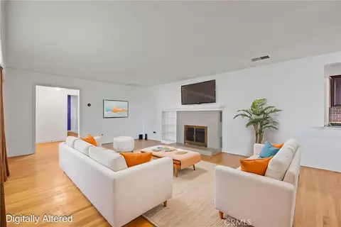Living - 545 Cedar, Red Bluff, CA 96080 photo 4 of 10