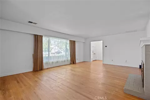 Living - 545 Cedar, Red Bluff, CA 96080 photo 5 of 10