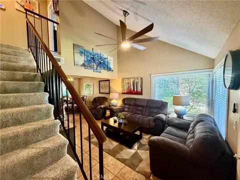 Living - 839 Crestwood Way, Willows, CA 95988 photo 1 of 4