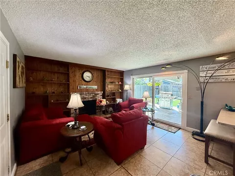 Living - 839 Crestwood Way, Willows, CA 95988 photo 4 of 4