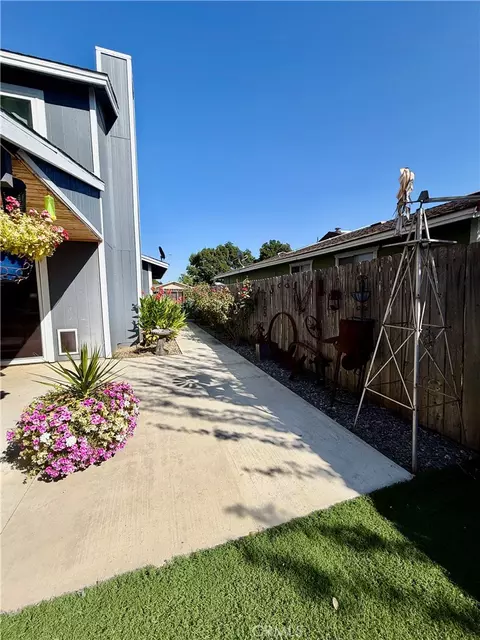 Exterior - 839 Crestwood Way, Willows, CA 95988 photo 6 of 11