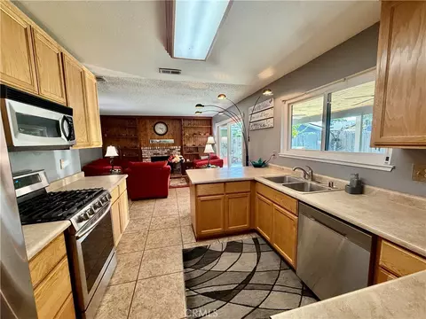 Kitchen - 839 Crestwood Way, Willows, CA 95988 photo 1 of 3