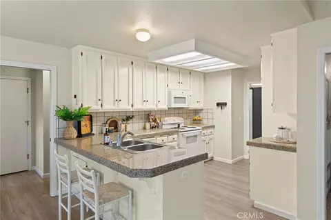 Kitchen - 1048 Gateway, Chico, CA 95926 photo 1 of 3