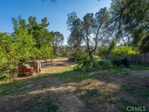 Exterior - 15220 China Rapids Dr, Red Bluff, CA 96080 photo 10 of 16