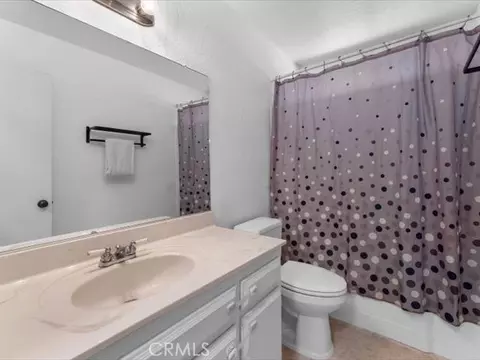 Bath - 15220 China Rapids Dr, Red Bluff, CA 96080 photo 4 of 4
