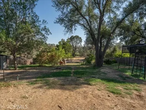 Exterior - 15220 China Rapids Dr, Red Bluff, CA 96080 photo 3 of 16