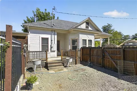 Exterior - 349 N Oregon St, Yreka, CA 96097 photo 15 of 26