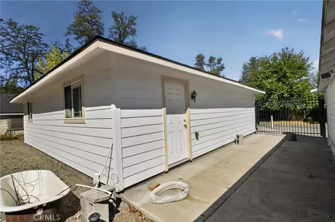 Exterior - 349 N Oregon St, Yreka, CA 96097 photo 16 of 26