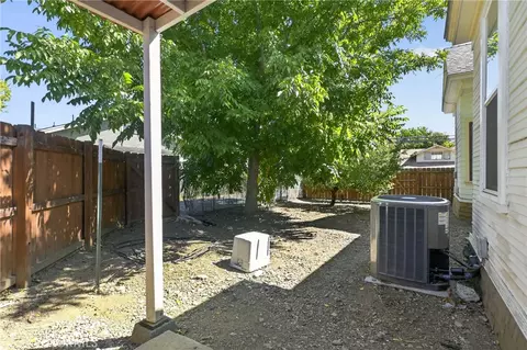 Exterior - 349 N Oregon St, Yreka, CA 96097 photo 11 of 26