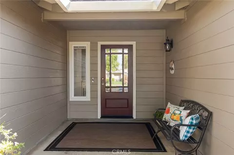 Entry Way - 5 Kevin Ct, Chico, CA 95928 photo 2 of 5