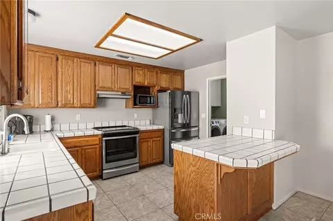 Kitchen - 5 Kevin Ct, Chico, CA 95928 photo 2 of 4