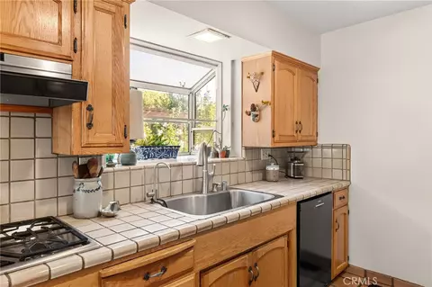 Kitchen - 1031 Mildred Ave, Chico, CA 95926 photo 4 of 5