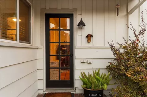 Entry Way - 1031 Mildred Ave, Chico, CA 95926 photo 5 of 5