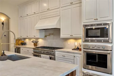 Kitchen - 3947 Barbados Ct, Chico, CA 95973 photo 5 of 5