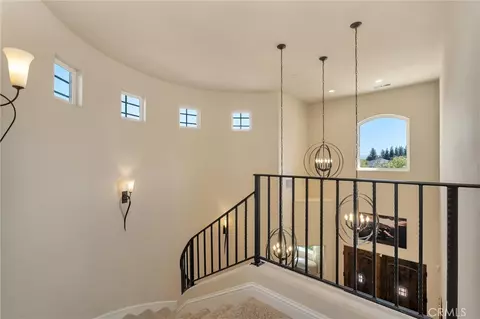 Entry Way - 3947 Barbados Ct, Chico, CA 95973 photo 6 of 7