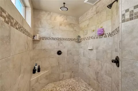 Bath - 3947 Barbados Ct, Chico, CA 95973 photo 5 of 9