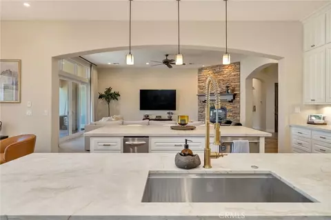 Kitchen - 3947 Barbados Ct, Chico, CA 95973 photo 4 of 5